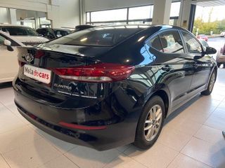 Hyundai Elantra DIESEL 136 CV