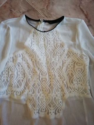 Blusa de encaje