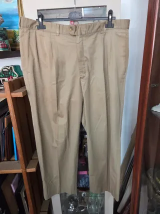 Pantalón Burberry London Pinzas Beige