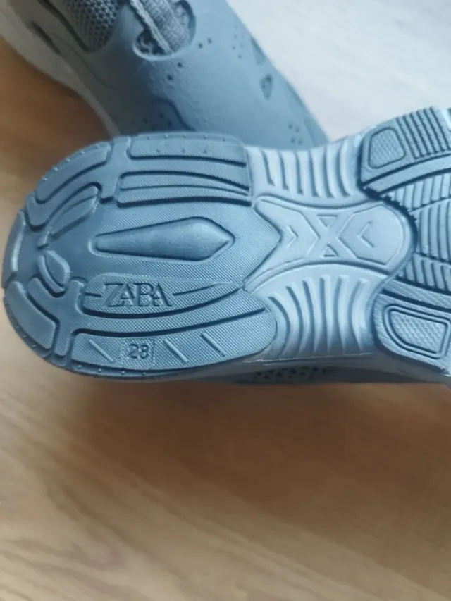 Zapatillas Zara Talla 28 Nuevas