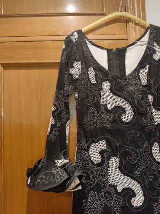 Traje Sevillana Negro y Blanco talla 42