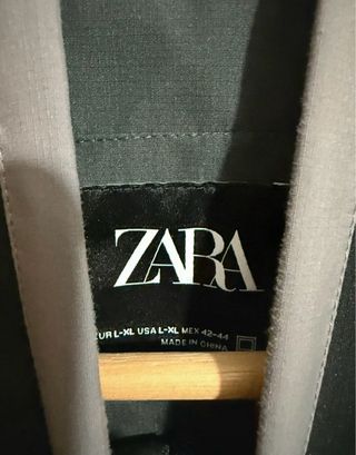 Cazadora oversize vintage Zara negra gris