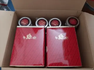 8 Scatole di latta vintage