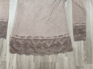 Camiseta de manga larga con encaje