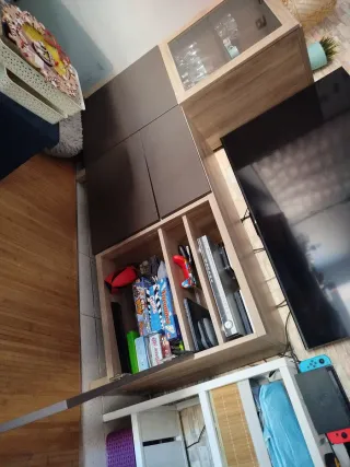 Mueble TV Ikea con Vitrina