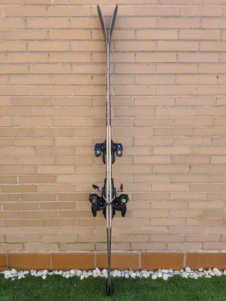 Esquis freeride Armada 104 con fijacion