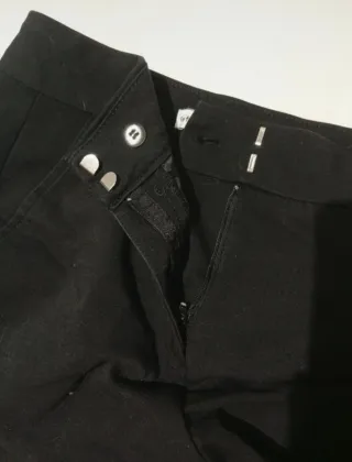 Pantalón corto negro