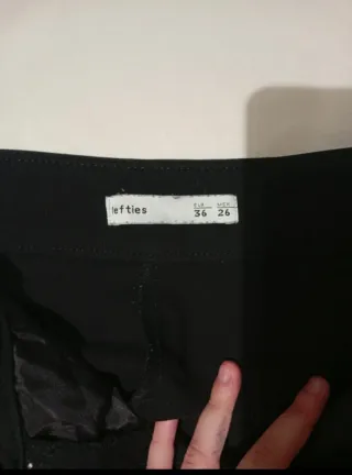 Pantalón corto negro