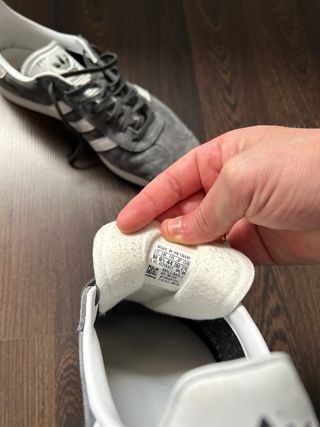 Adidas Gazelle ante gris talla 44