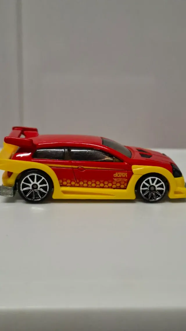 Hot Wheels Flight 03