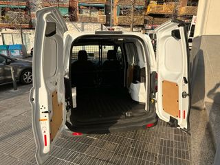 Ford Transit Courier 2021