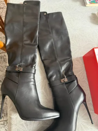 Botas Laura Biagiotti Tacón Alto Negras