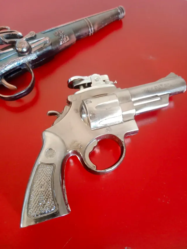 Encendedores antiguos metal y gas