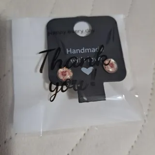 Pendientes florales rosas y plateados