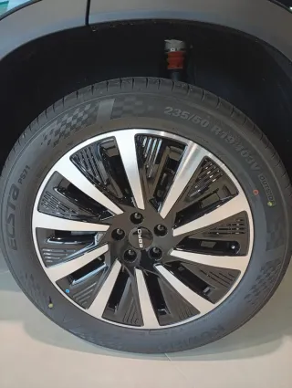 Neumáticos Kumho 235/50 R19 103V Nuevos (4 unidade