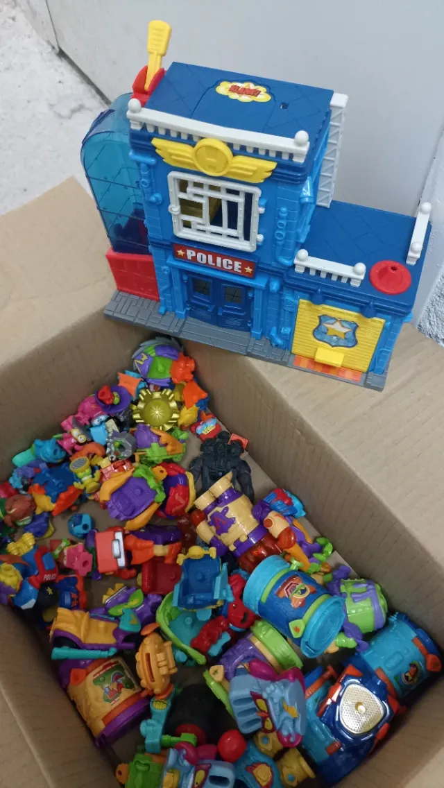 Lote Super Things Incluye Cárcel