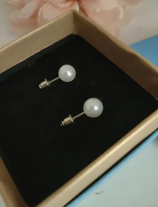 Orecchini perla bianchi