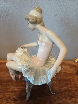 Bailarina porcelana Lladró descanso ballet