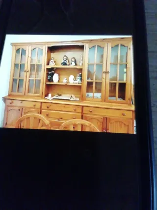 Mueble vitrina provenzal madera y cristal