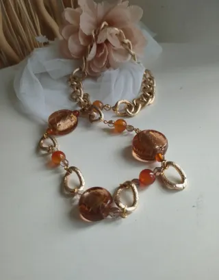 Collana oro con pietre arancioni