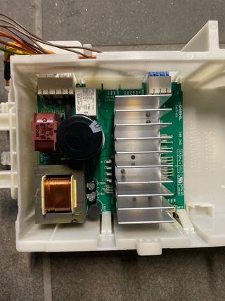 Motor Lavadora Siemens y módulo de alimentación