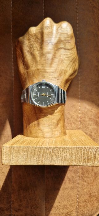 Eberhard Royal Quartz Orologio Grigio