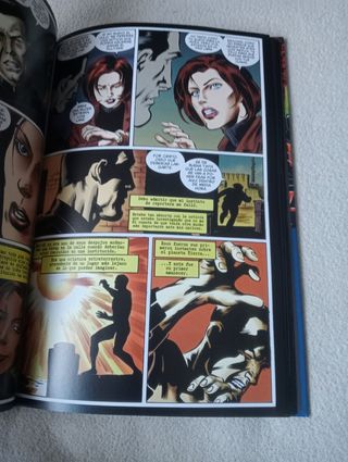 Comic Universos DC: Superman: El lado oscuro