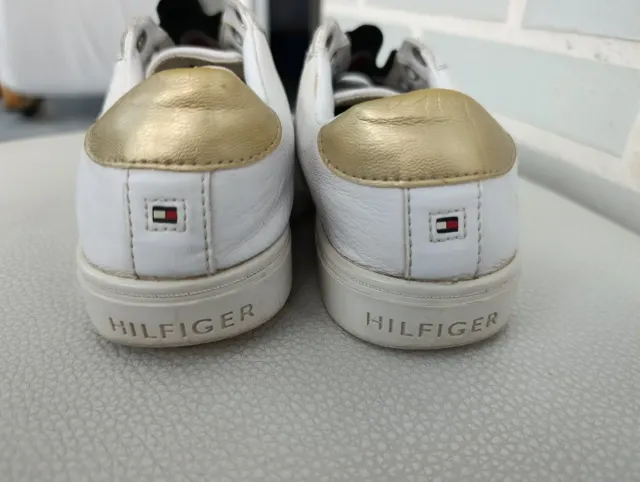 Zapatillas Tommy Hilfiger Blancas y Doradas