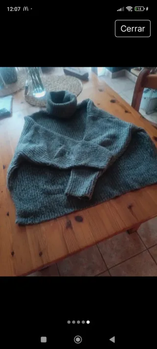 Jersey cuello alto gris