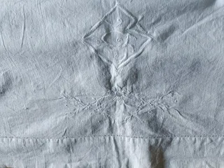 Sábana antigua bordada algodón/ Llençol antic.