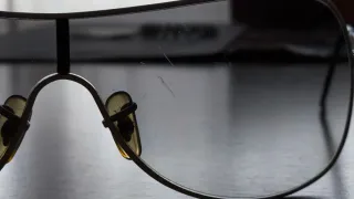 Gafas de Sol Ray-Ban color blanco.