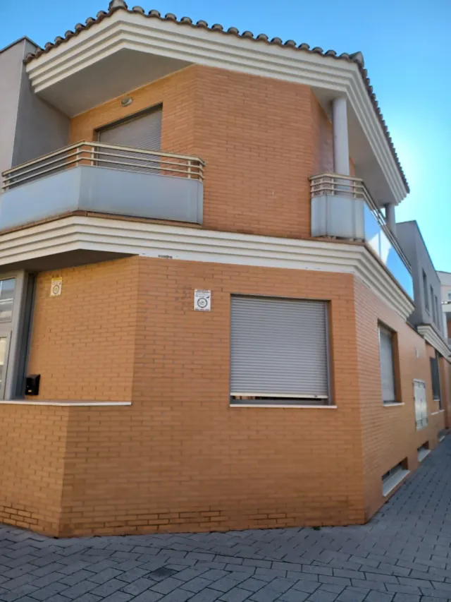 Casa adosada en venta