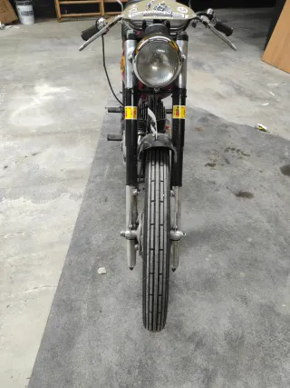 Montesa Brío81 125cc