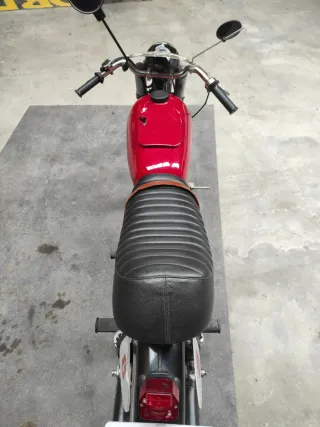 Montesa Brío81 125cc