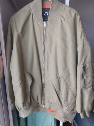 Bomber Zara Verde Talla S