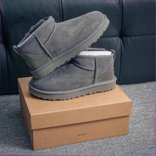 UGG 1116109 gris invierno talla 40