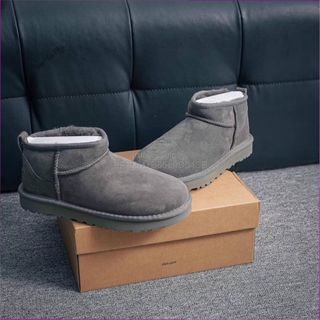 UGG 1116109 gris invierno talla 40
