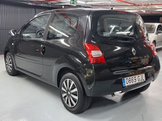 RENAULT Twingo Dynamique 1.5 dCi 85 eco2