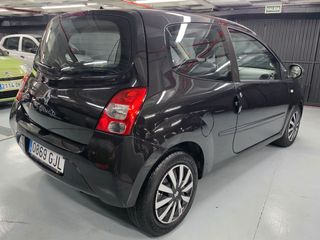 RENAULT Twingo Dynamique 1.5 dCi 85 eco2