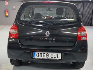 RENAULT Twingo Dynamique 1.5 dCi 85 eco2