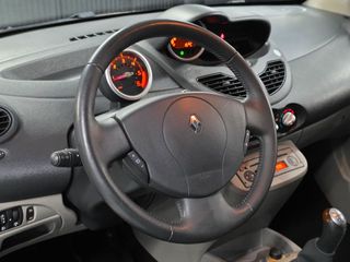 RENAULT Twingo Dynamique 1.5 dCi 85 eco2
