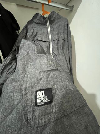 Chaqueta DC reversible gris