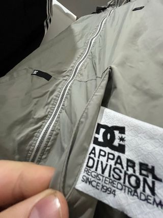 Chaqueta DC reversible gris