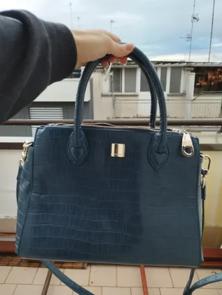 Borsa Twin Set blu effetto coccodrillo