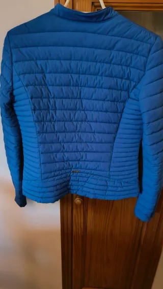 Chaqueta Guess Azul
