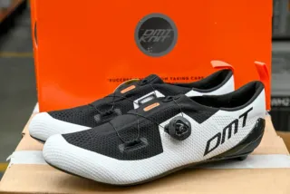 Zapatillas Triatlón DMT KT1 + Calas Wahoo
