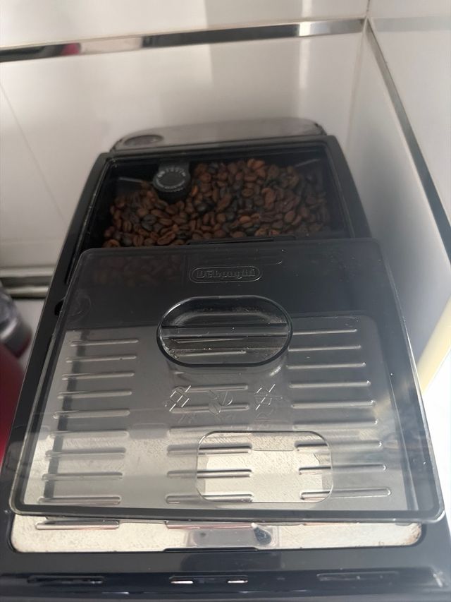 Cafetera Delonghi Auténtica