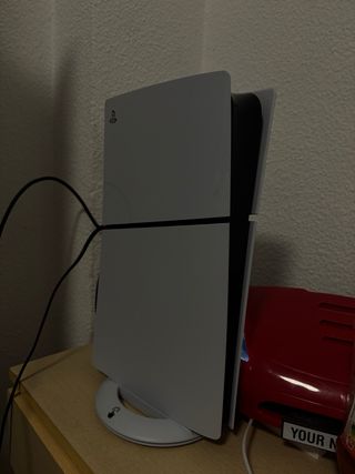 Consola Sony PS5 Blanca y Negra