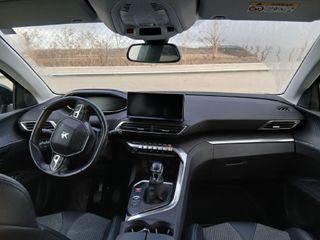 Peugeot 3008 1.5 BLUEHDI 130CV 2022