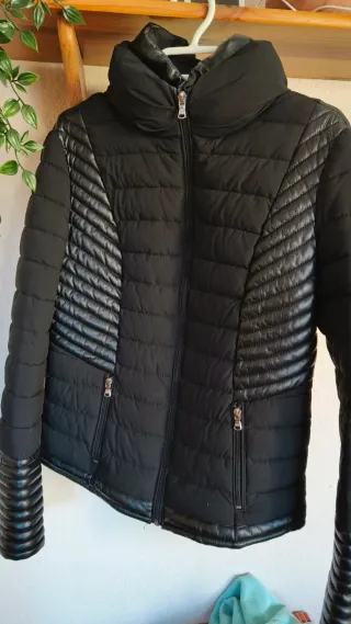 Chaqueta Guess Negra Mujer